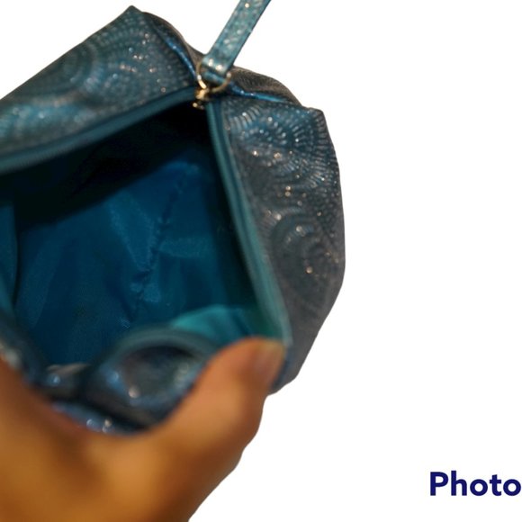 MakeUp Blue with Glitter in Pattern Zipper Box Cosmetic Bag Box - Picture 12 of 13